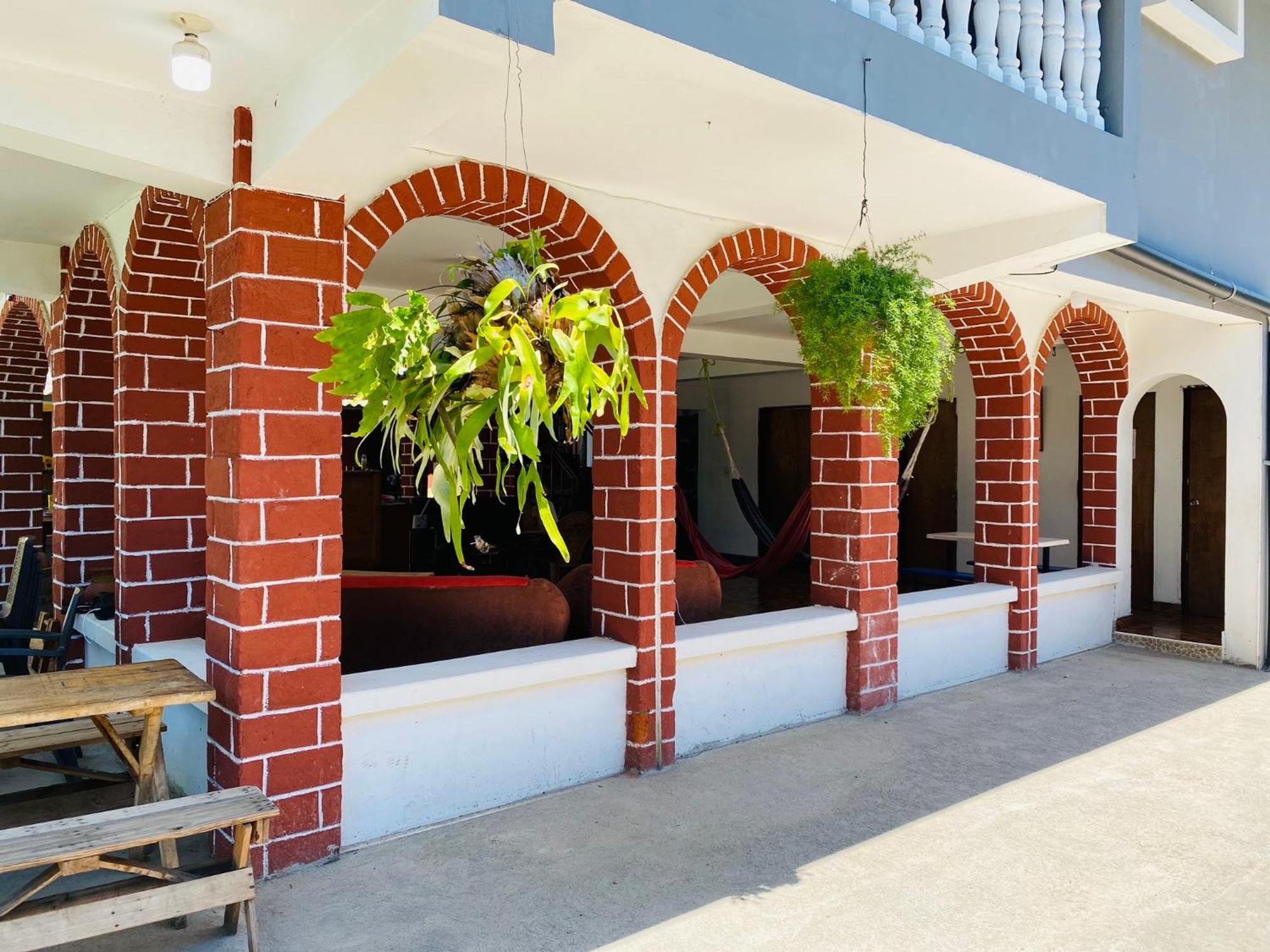 La Casona Sv Hostal Ла Либертад Екстериор снимка