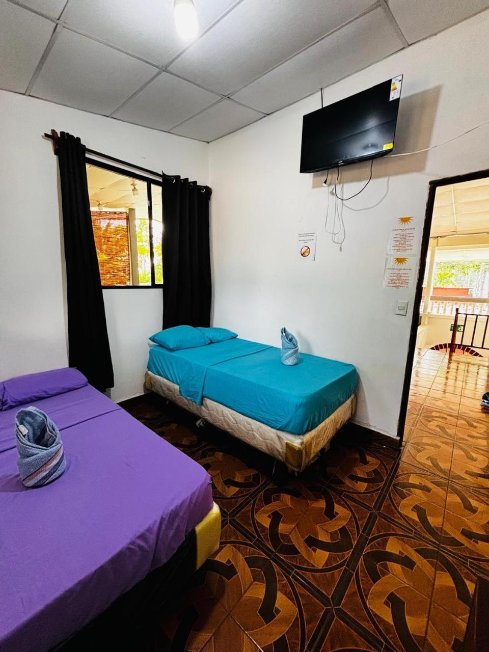 La Casona Sv Hostal Ла Либертад Екстериор снимка